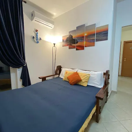 Coastal House - E Piscina A Dieci Passi Apartment
