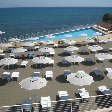 Coastal House - E Piscina A Dieci Passi Apartment *